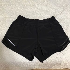Lululemon Hotty Hot High-Rise Lined Short 4”